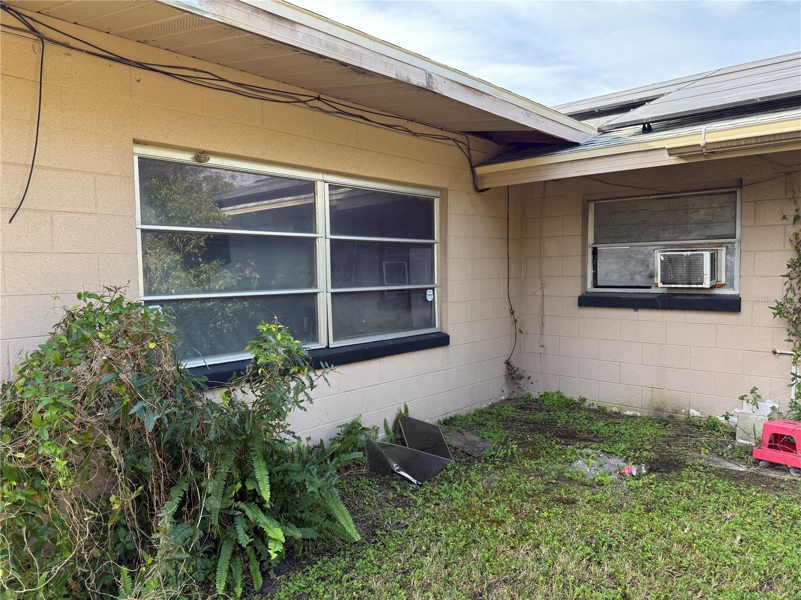 KINGSWOOD MANOR 1ST ADD - Residential