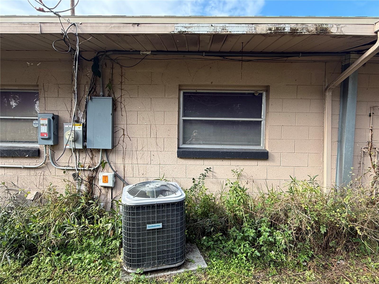 KINGSWOOD MANOR 1ST ADD - Residential