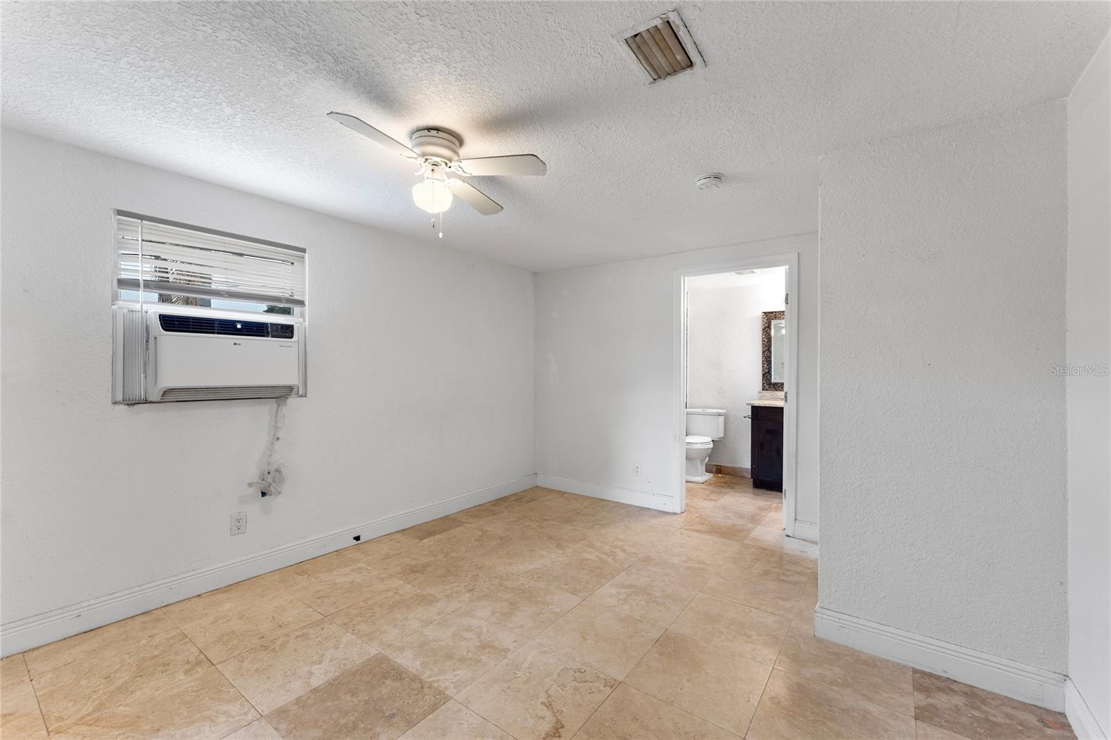 WEST PARK ESTATES UNIT 4 - Residential