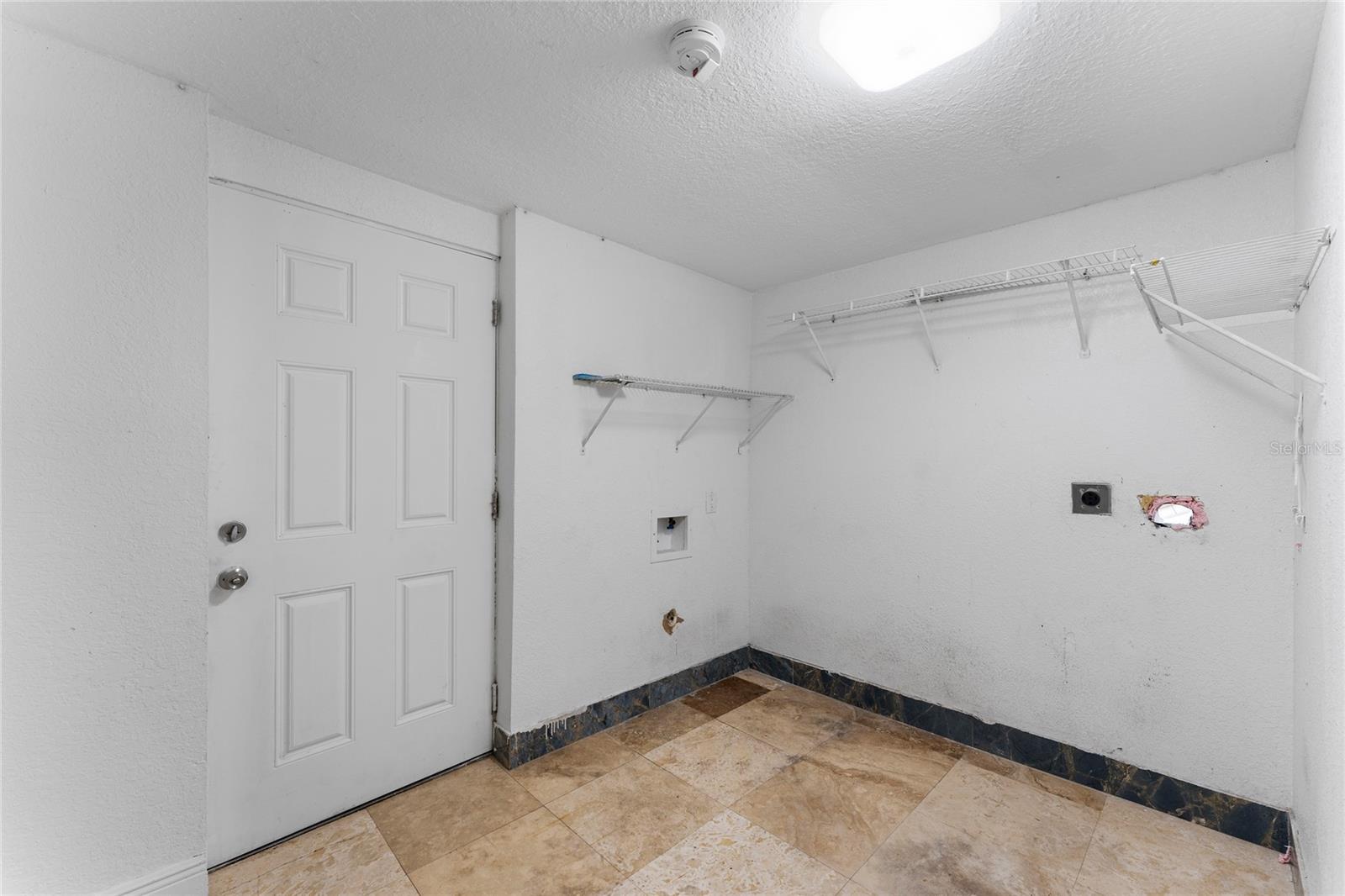 WEST PARK ESTATES UNIT 4 - Residential