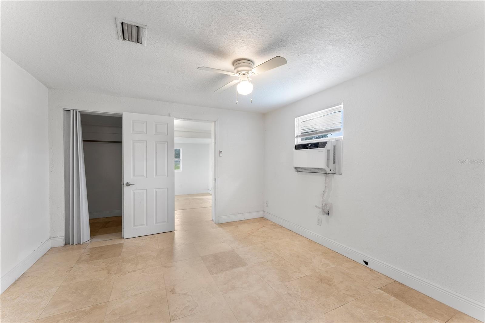 WEST PARK ESTATES UNIT 4 - Residential