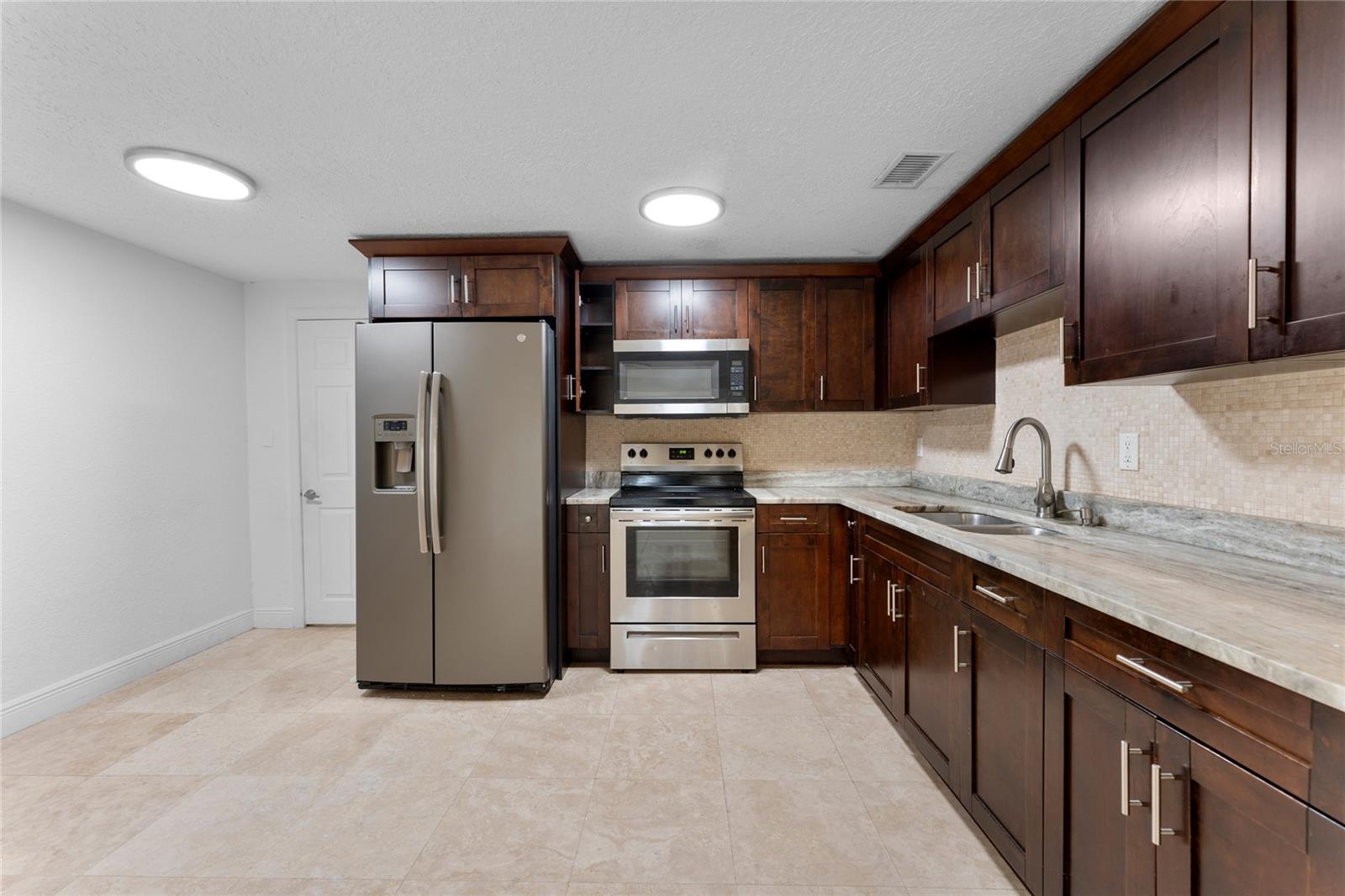 WEST PARK ESTATES UNIT 4 - Residential