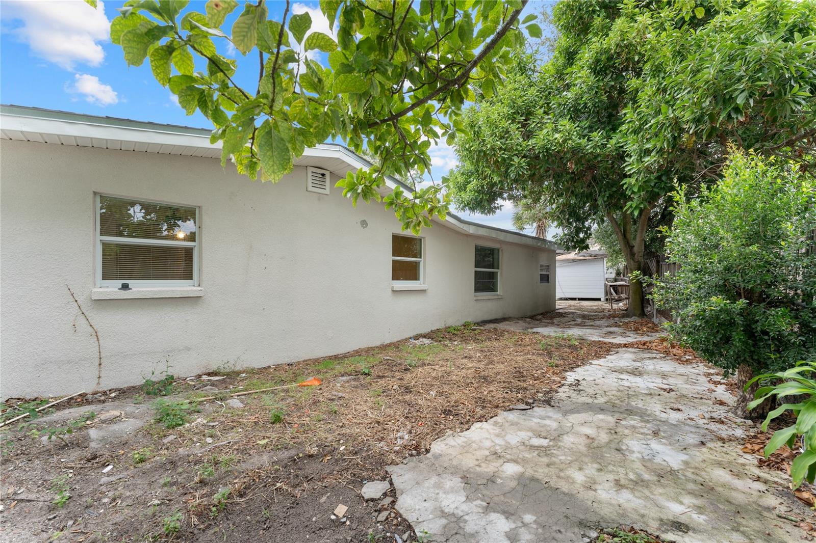 WEST PARK ESTATES UNIT 4 - Residential