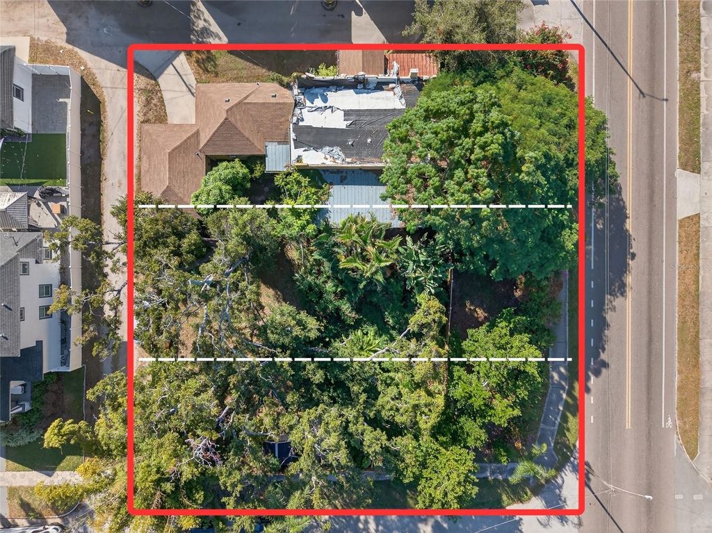 Photo of 1321 28th Street N, St Petersburg, FL 33713 (MLS # TB8457356)