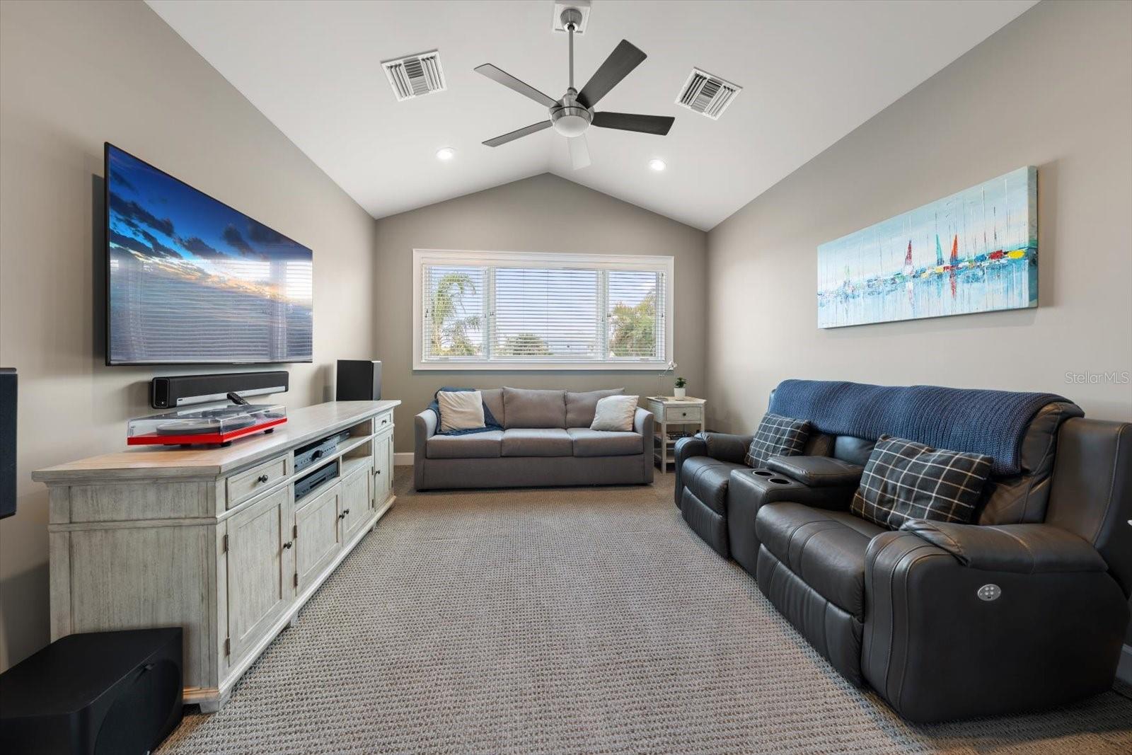 HARBOR BLUFFS SEC 5 PT REP - Residential