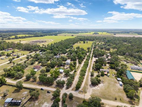 Photo of 17171 SW 17th Circle, Ocala, FL 34473 (MLS # O6416452)