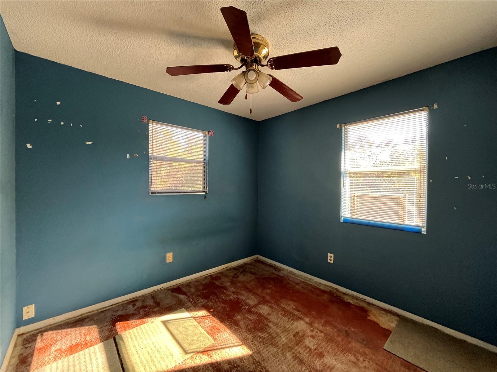 FRST LAKES PARK - Residential