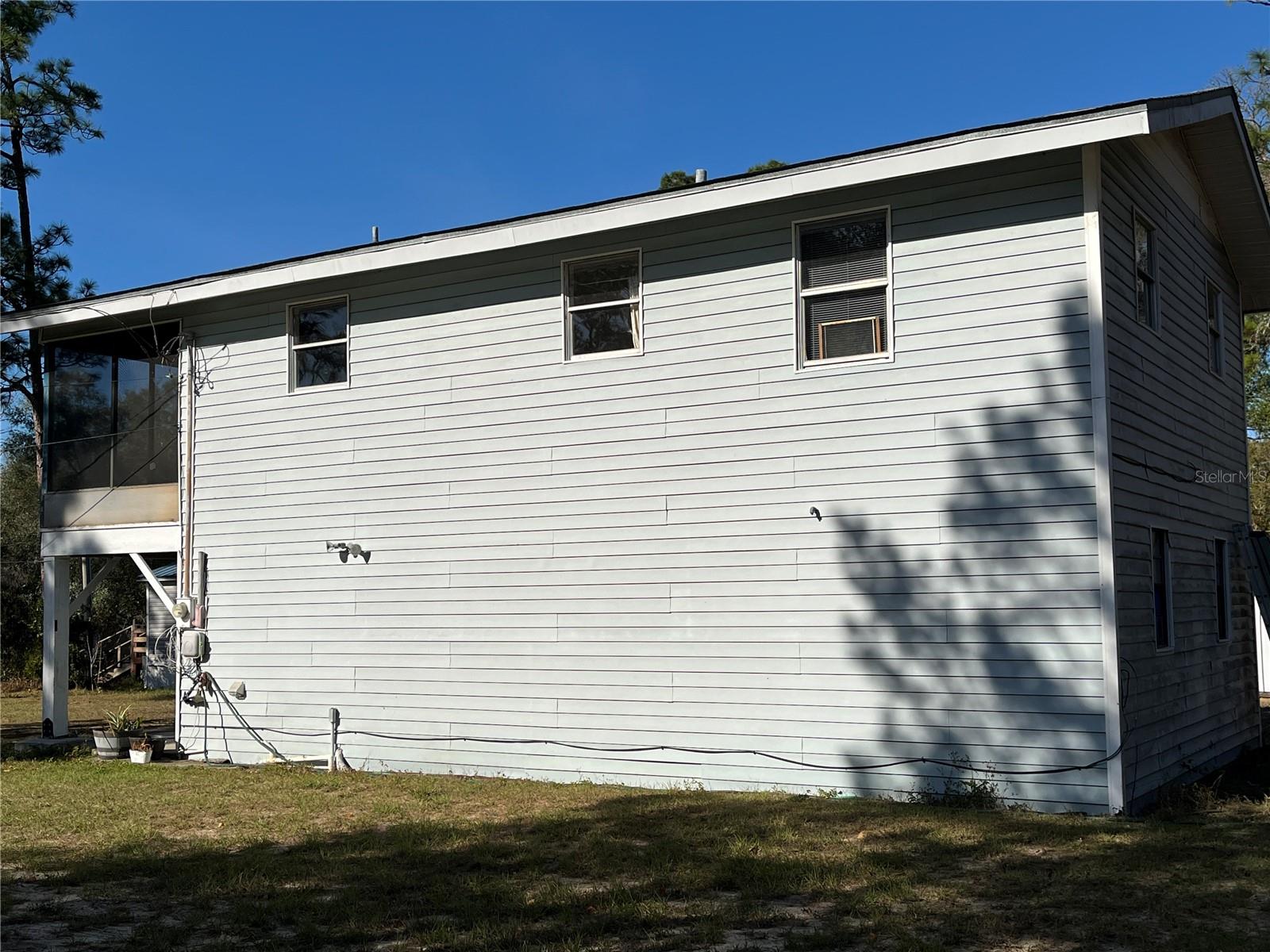 FRST LAKES PARK - Residential