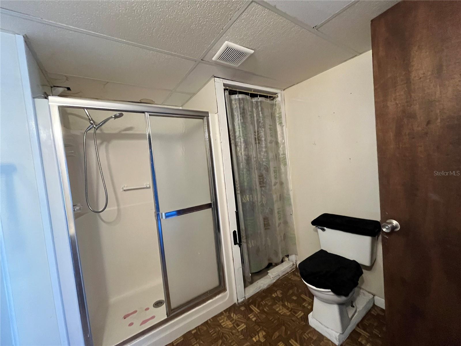 FRST LAKES PARK - Residential