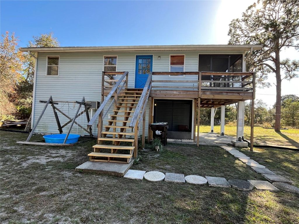 Photo of 9141 SE 197th Avenue, Ocklawaha, FL 32179 (MLS # G5105115)