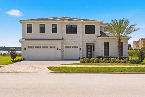 Photo of 16606 Bolsena Drive, Montverde, FL 34756 (MLS # O6336811)