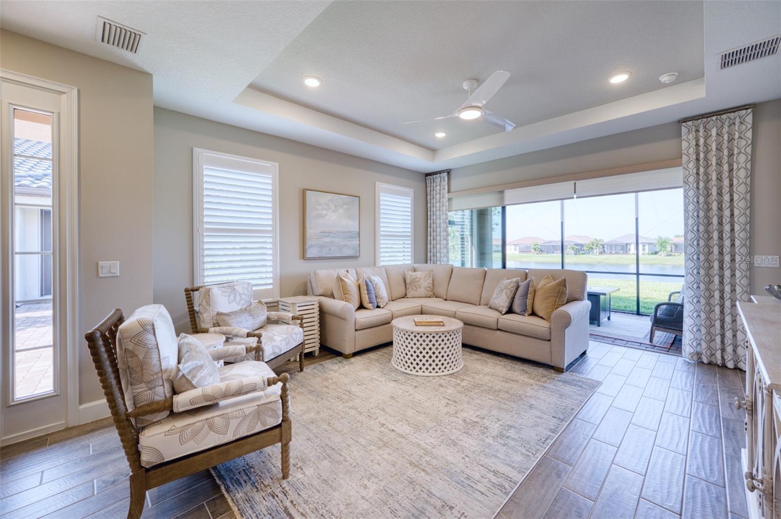 AZARIO ESPLANADE PH III SUBPH D - Residential