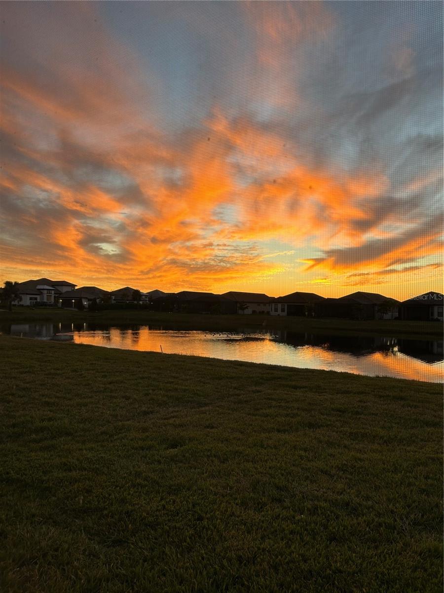 AZARIO ESPLANADE PH III SUBPH D - Residential