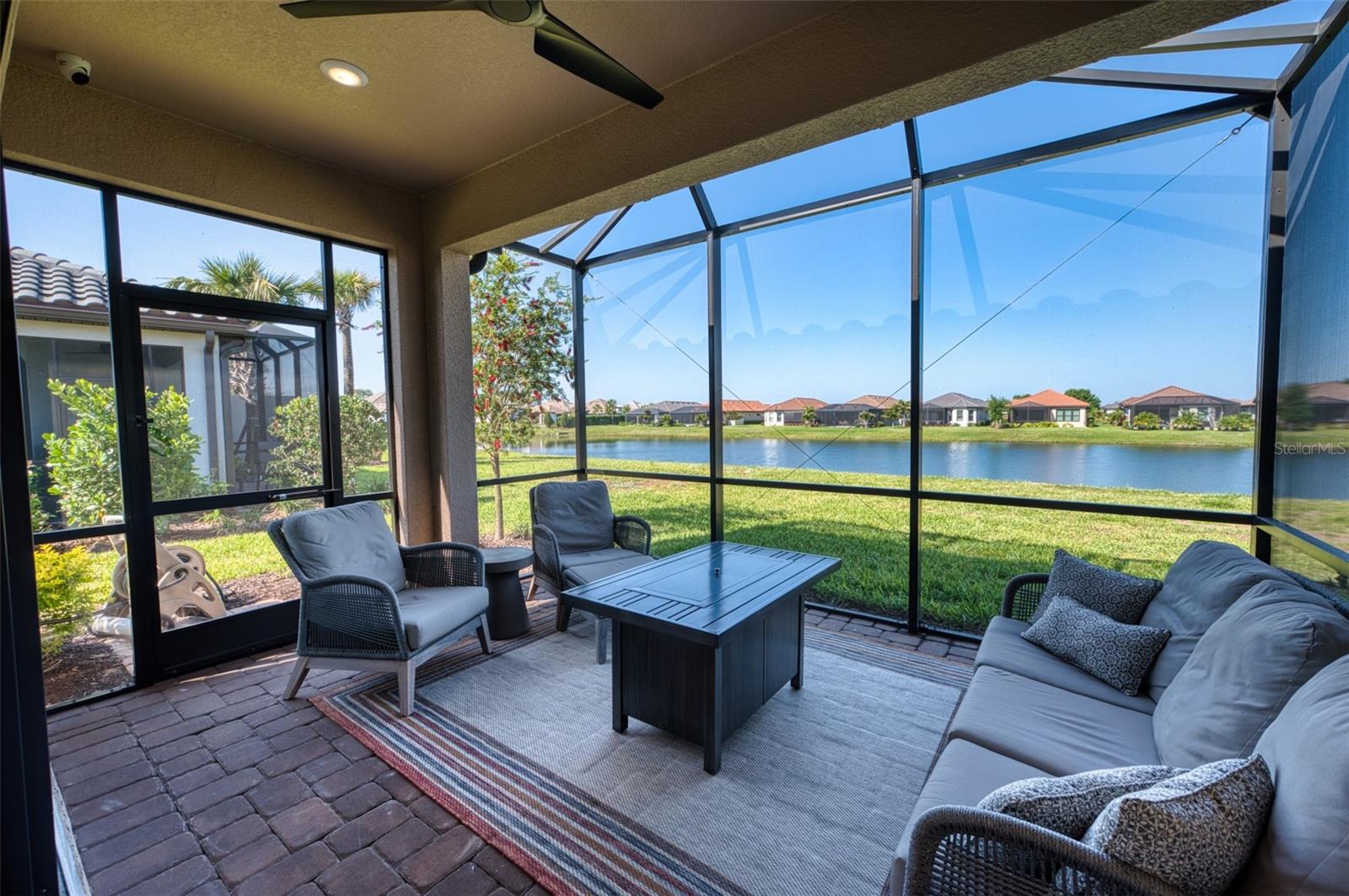 AZARIO ESPLANADE PH III SUBPH D - Residential