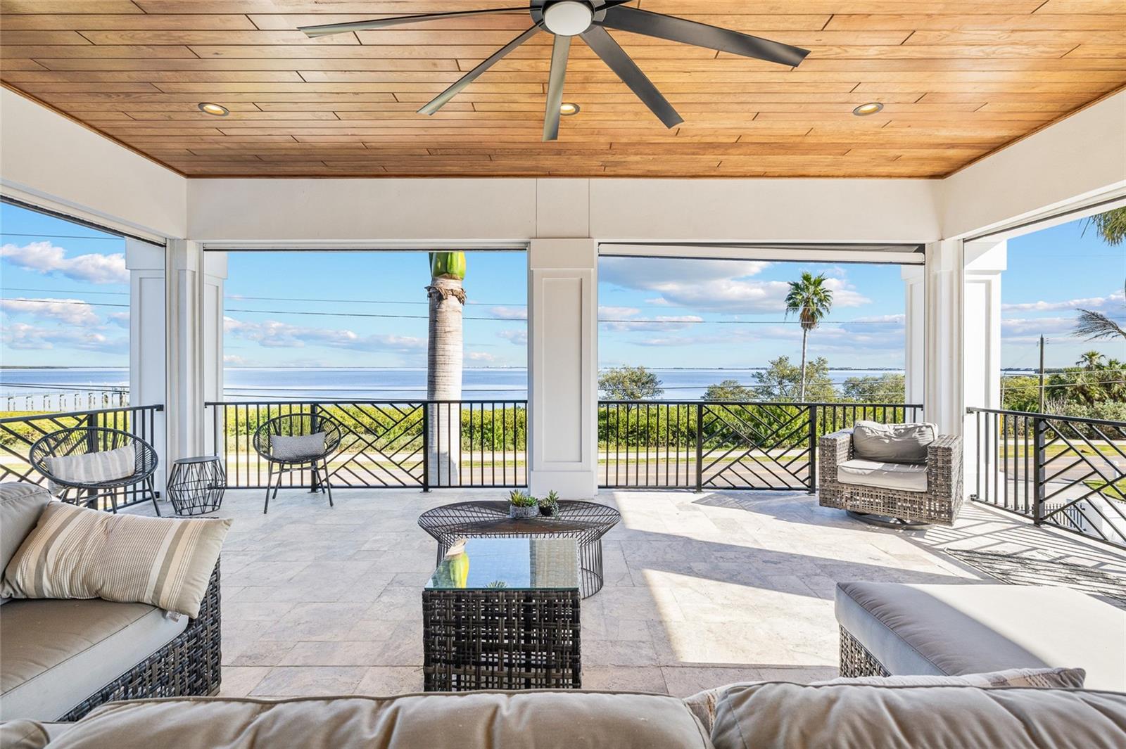 BONITA VISTA - Residential