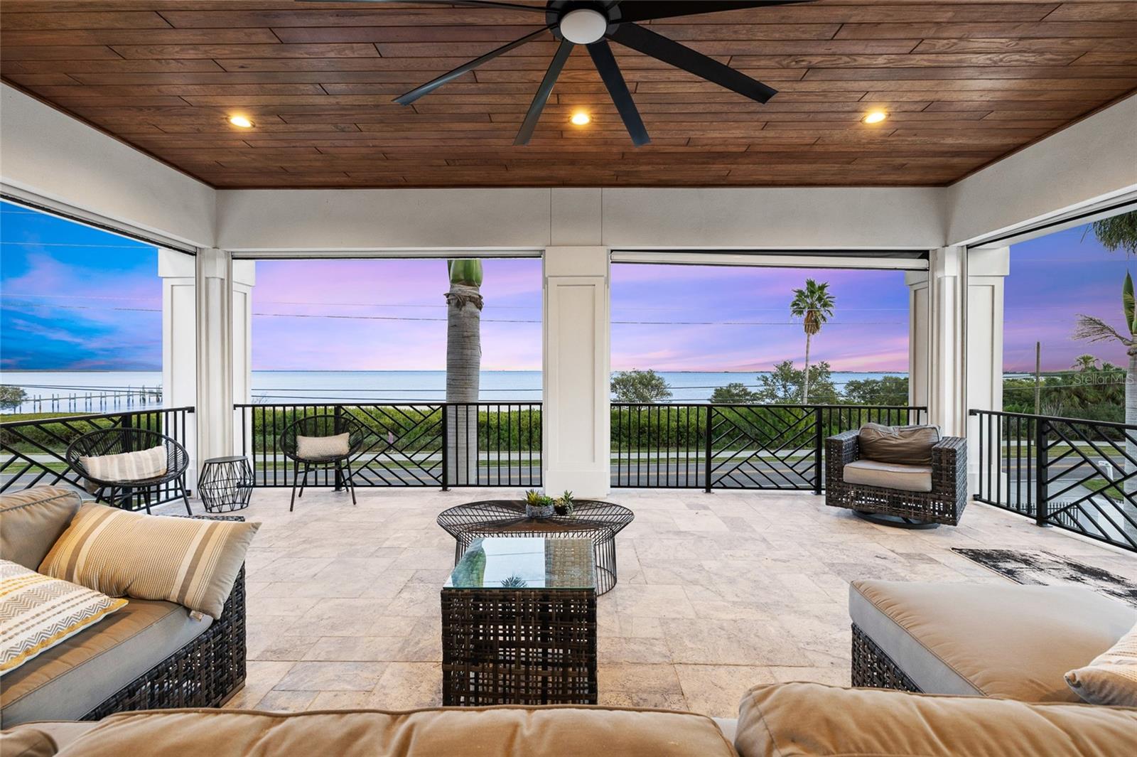 BONITA VISTA - Residential