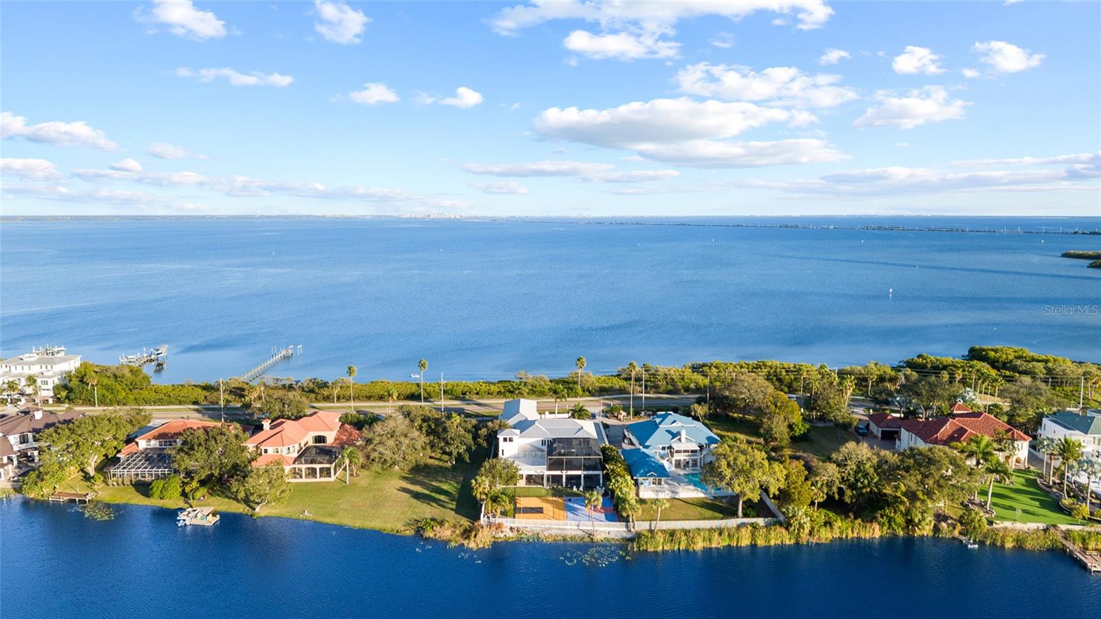 BONITA VISTA - Residential