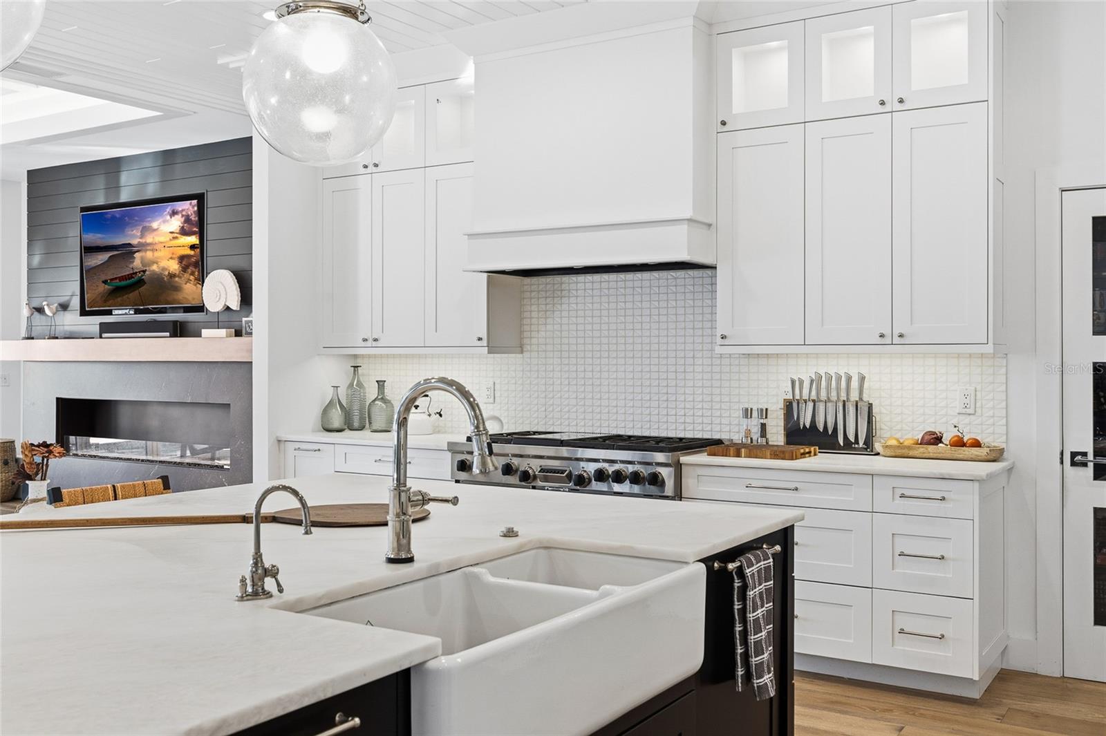 BONITA VISTA - Residential