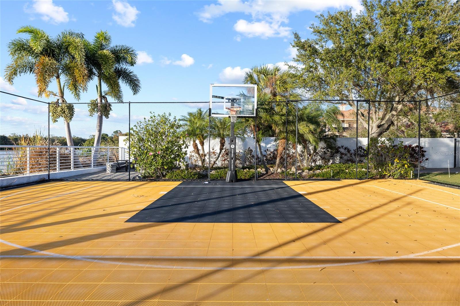 BONITA VISTA - Residential