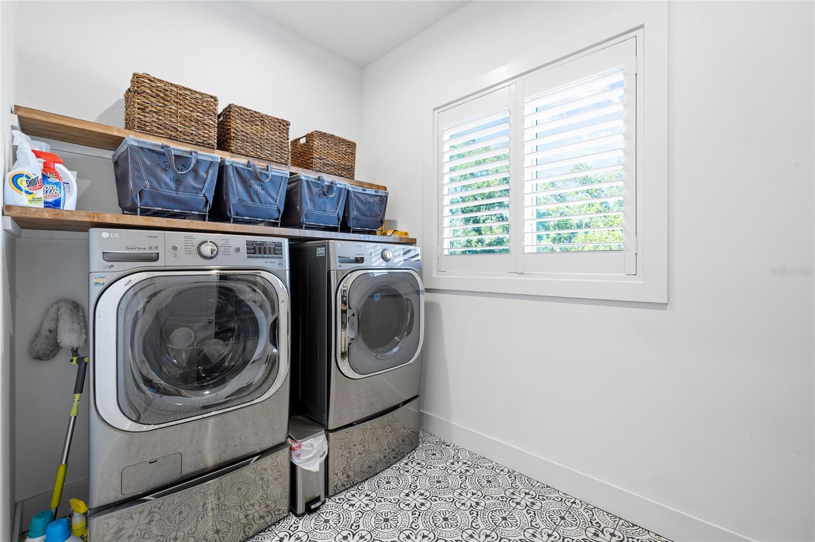 BONITA VISTA - Residential