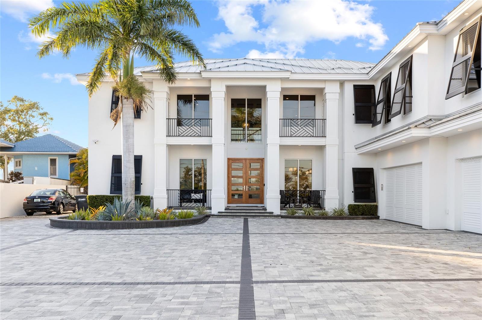 BONITA VISTA - Residential