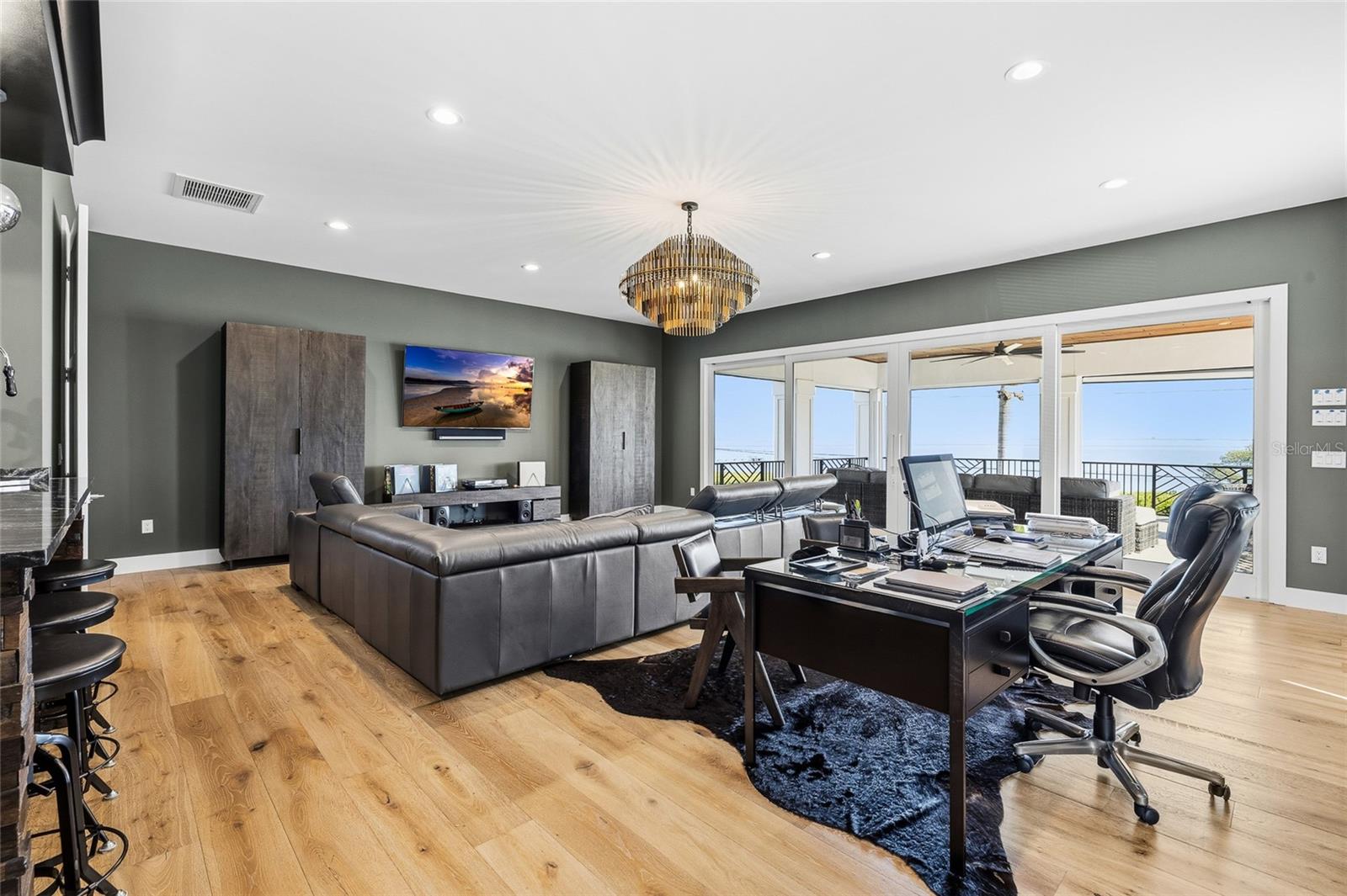 BONITA VISTA - Residential