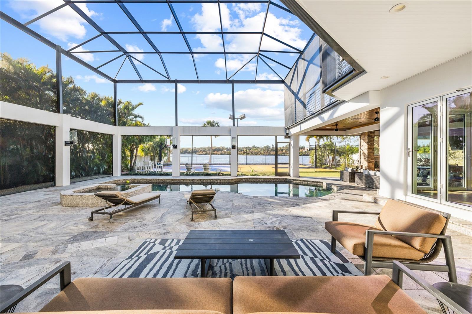 BONITA VISTA - Residential