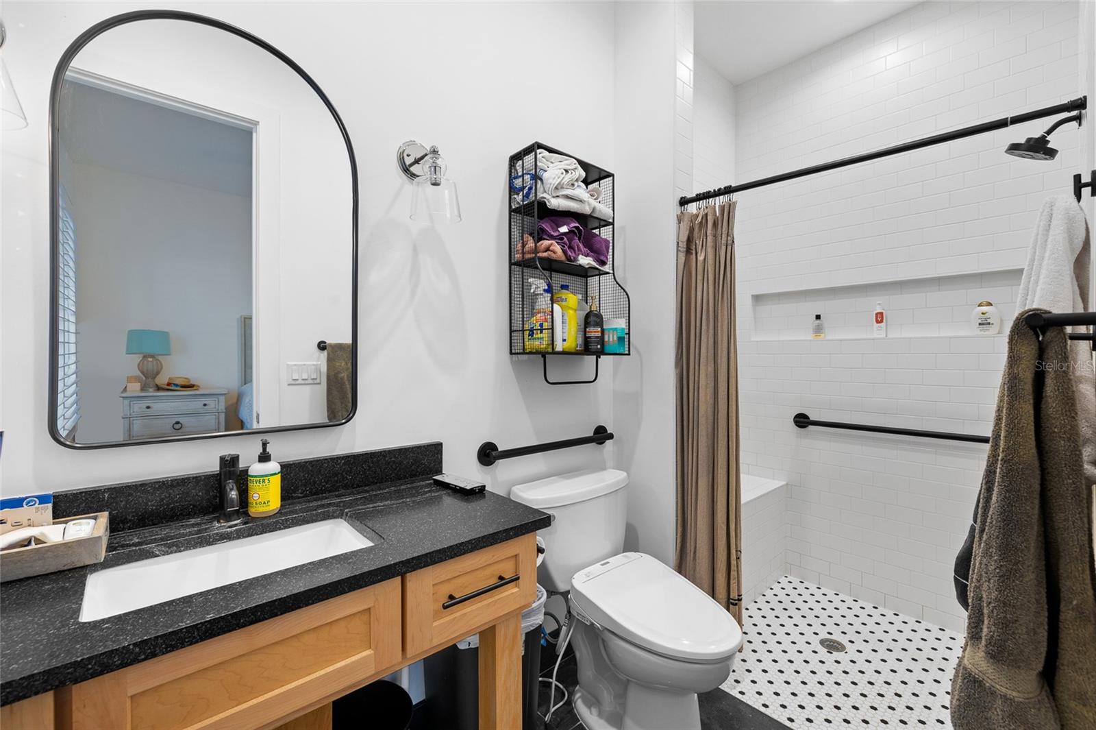 BONITA VISTA - Residential