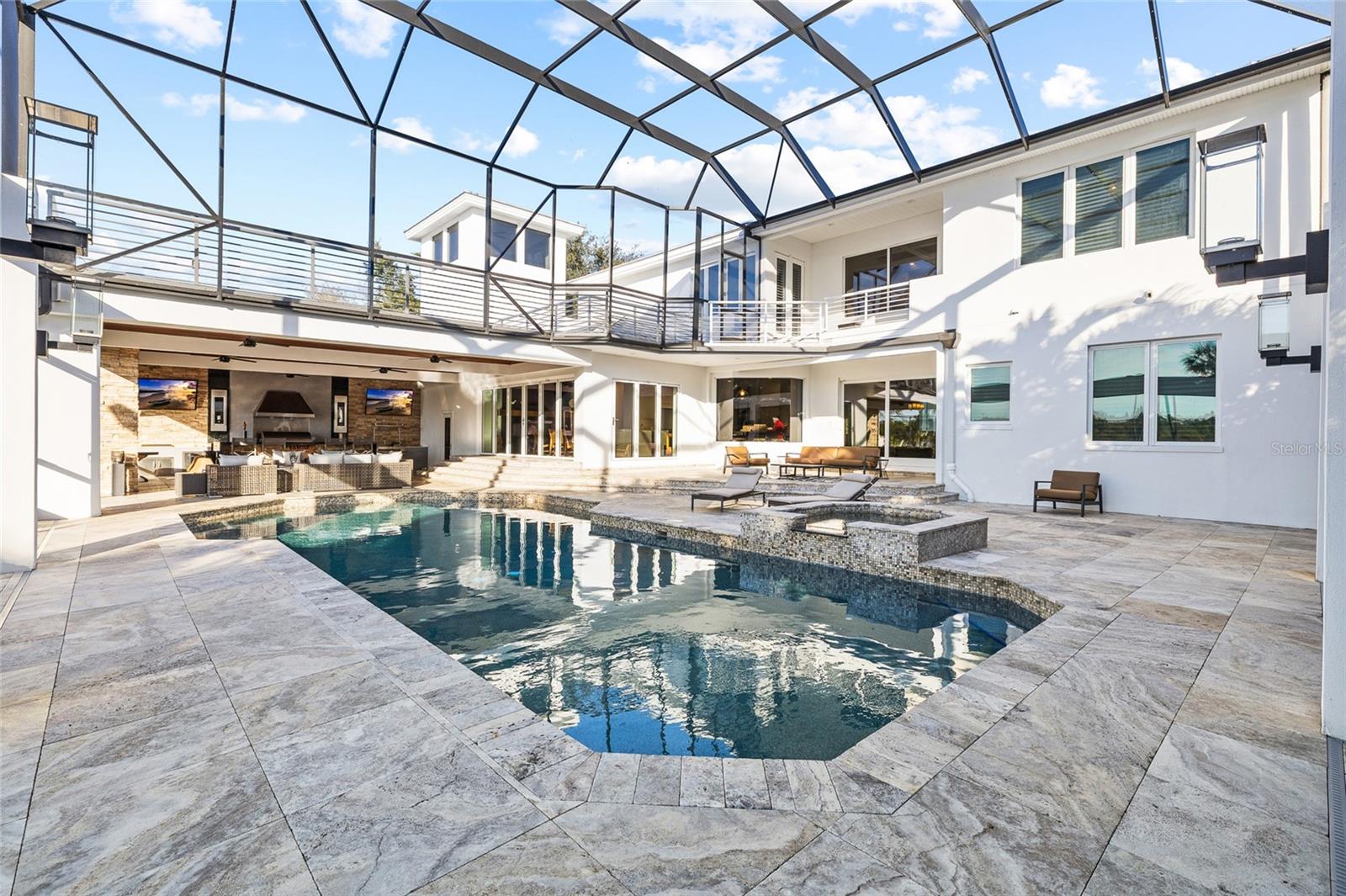 BONITA VISTA - Residential