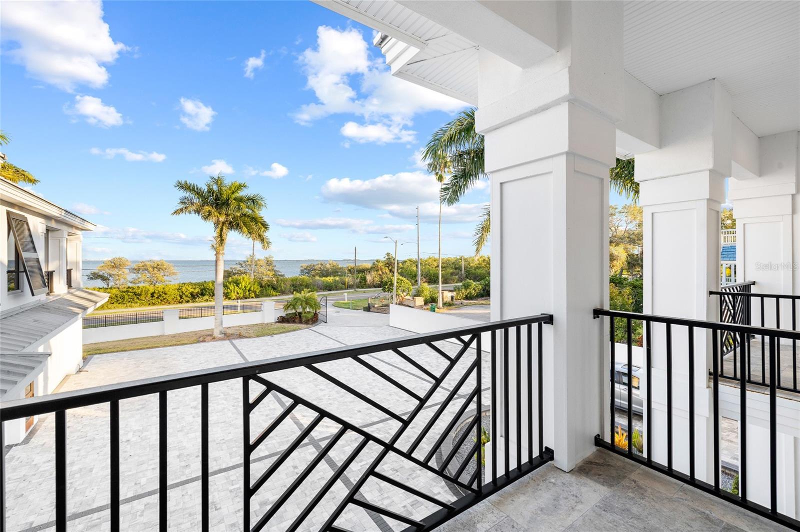 BONITA VISTA - Residential