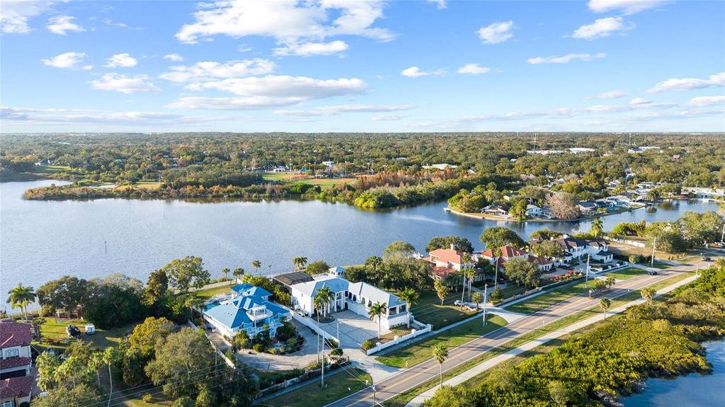 Photo of 951 S Bayshore Boulevard, Safety Harbor, FL 34695 (MLS # A4677883)