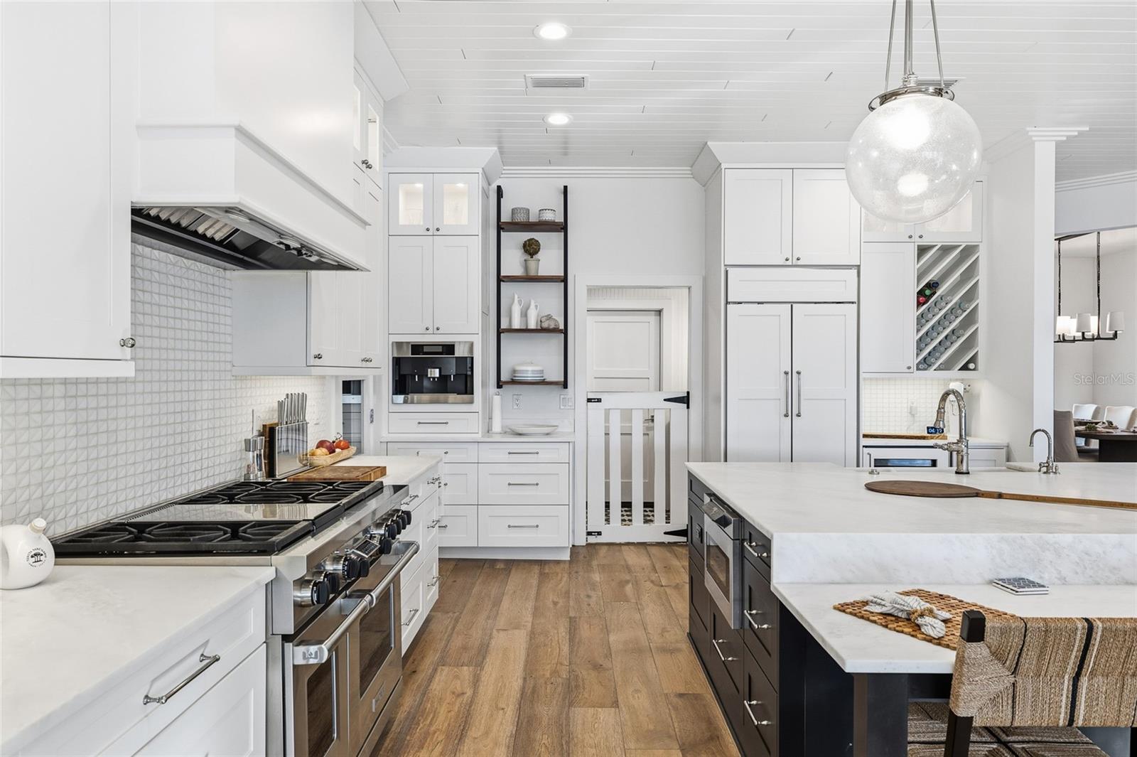 BONITA VISTA - Residential