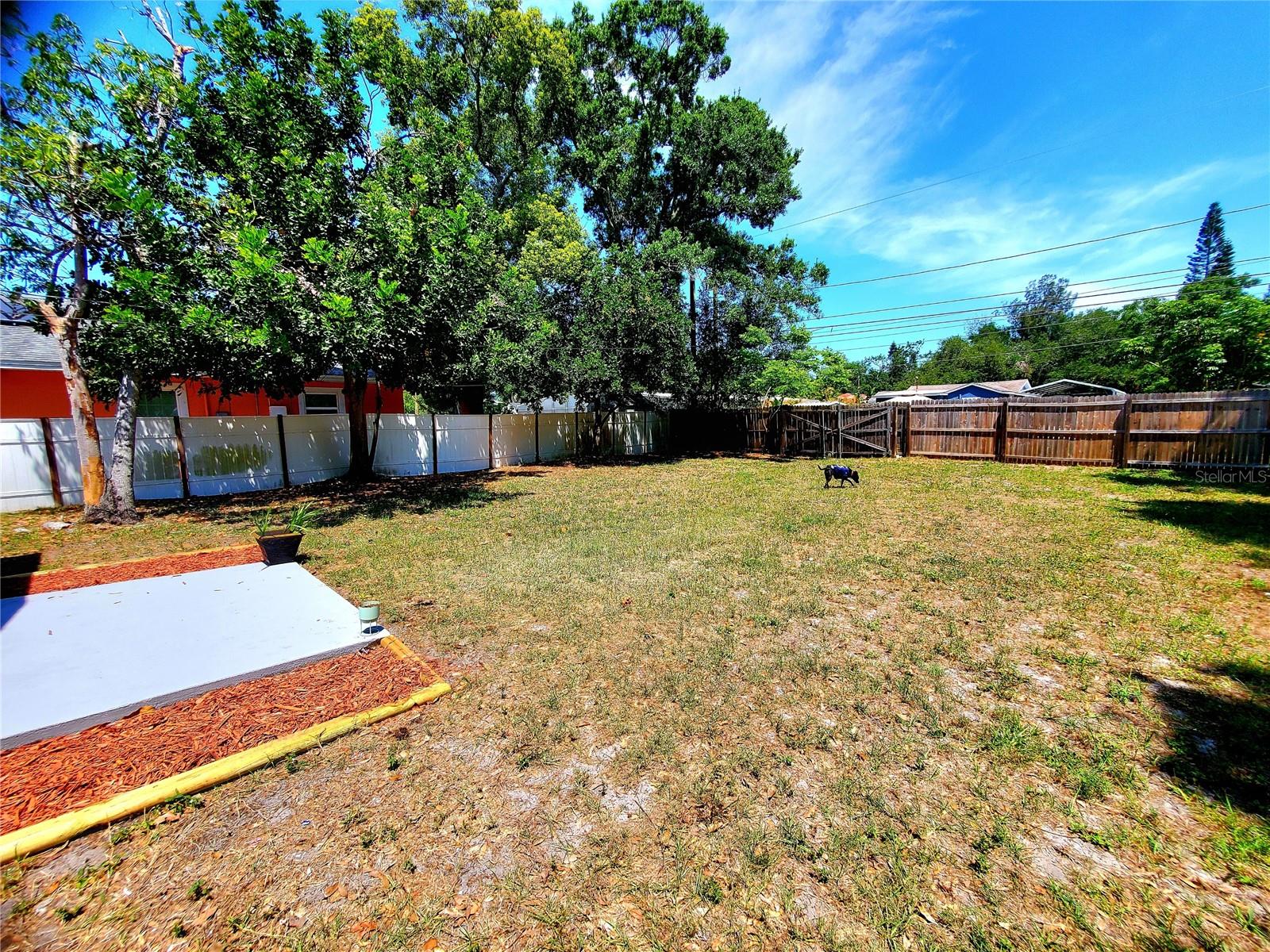 ROOSEVELT GROVES - Residential