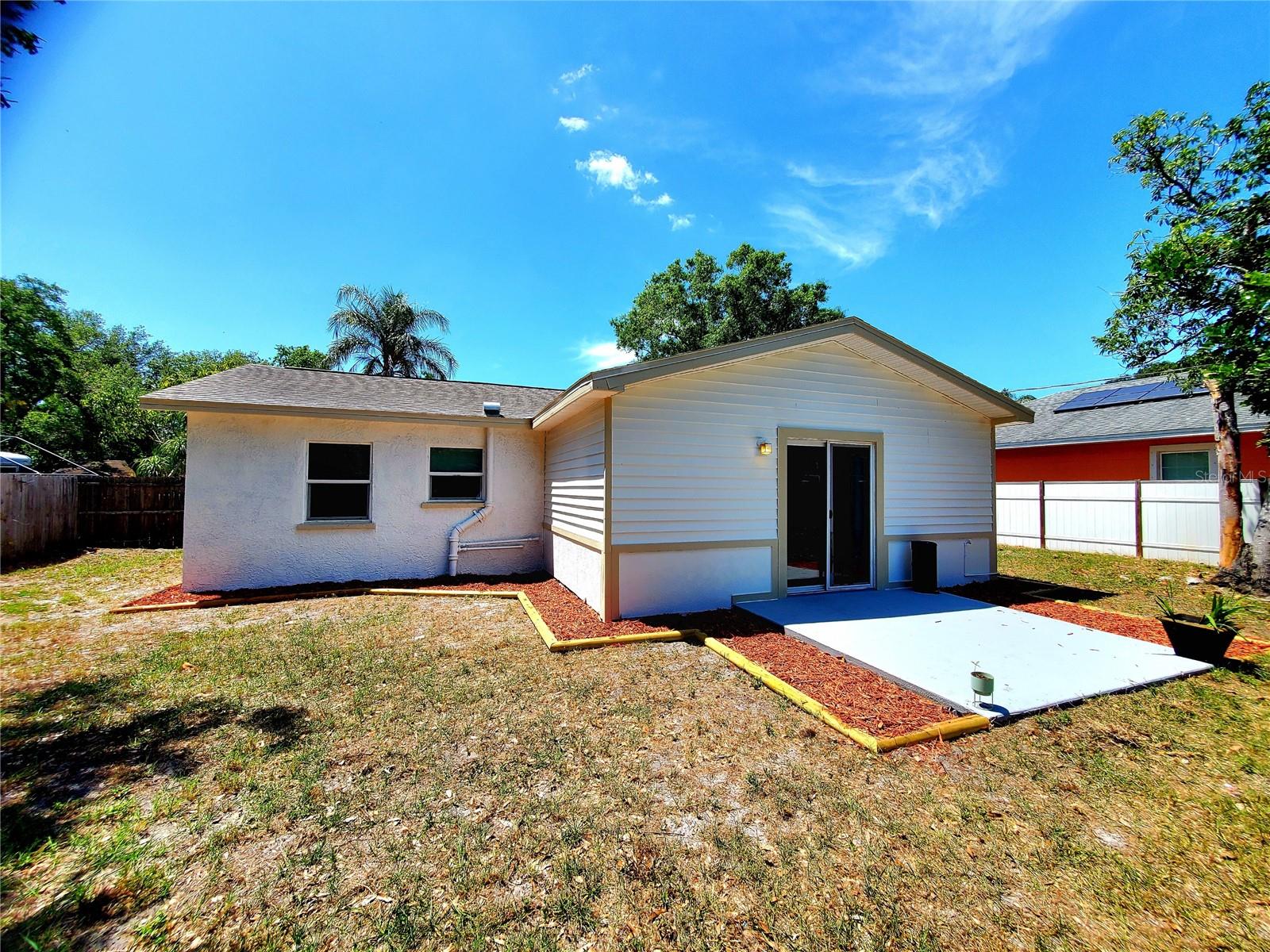 ROOSEVELT GROVES - Residential