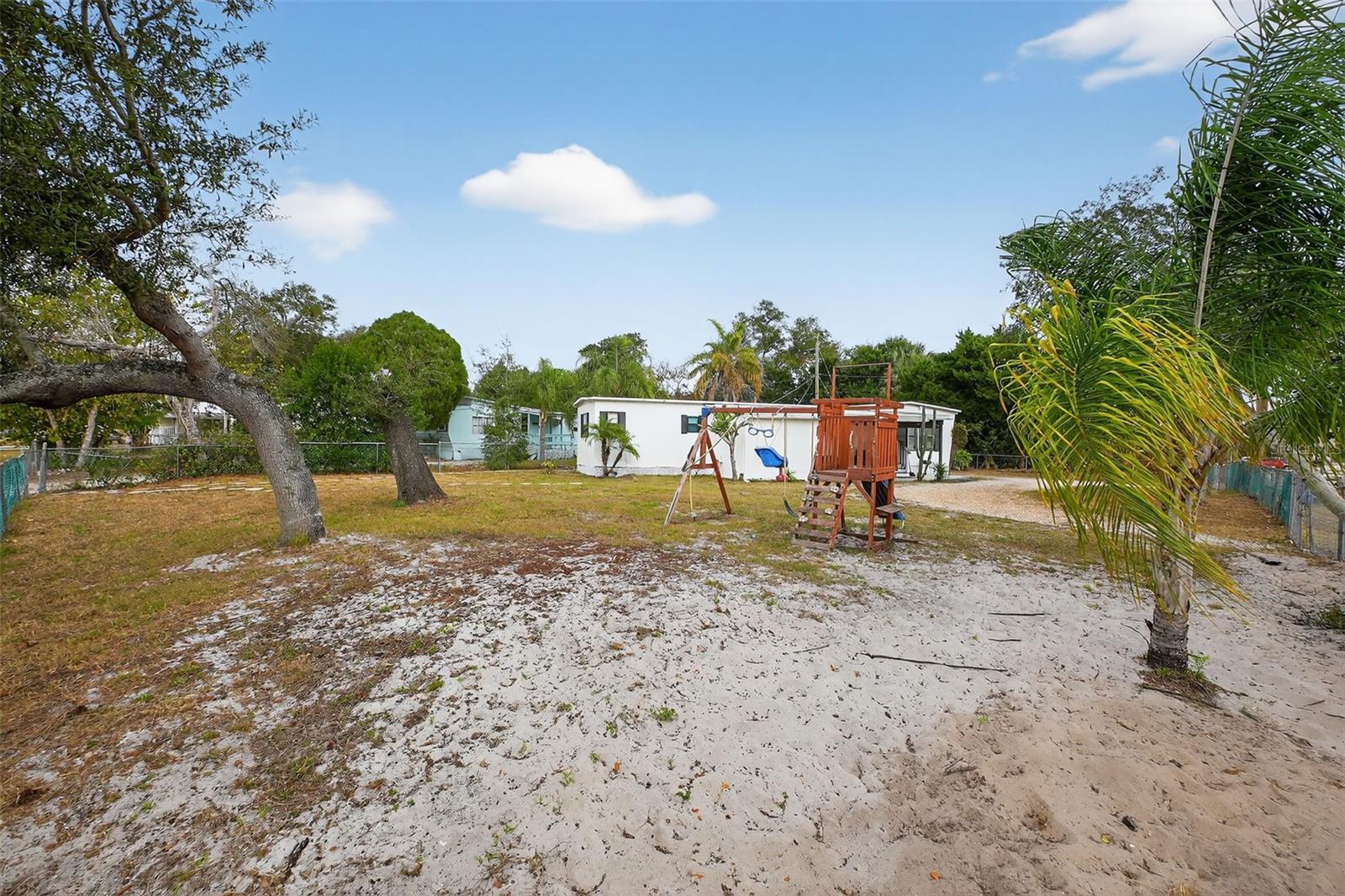 LINDA HEIGHTS - Residential