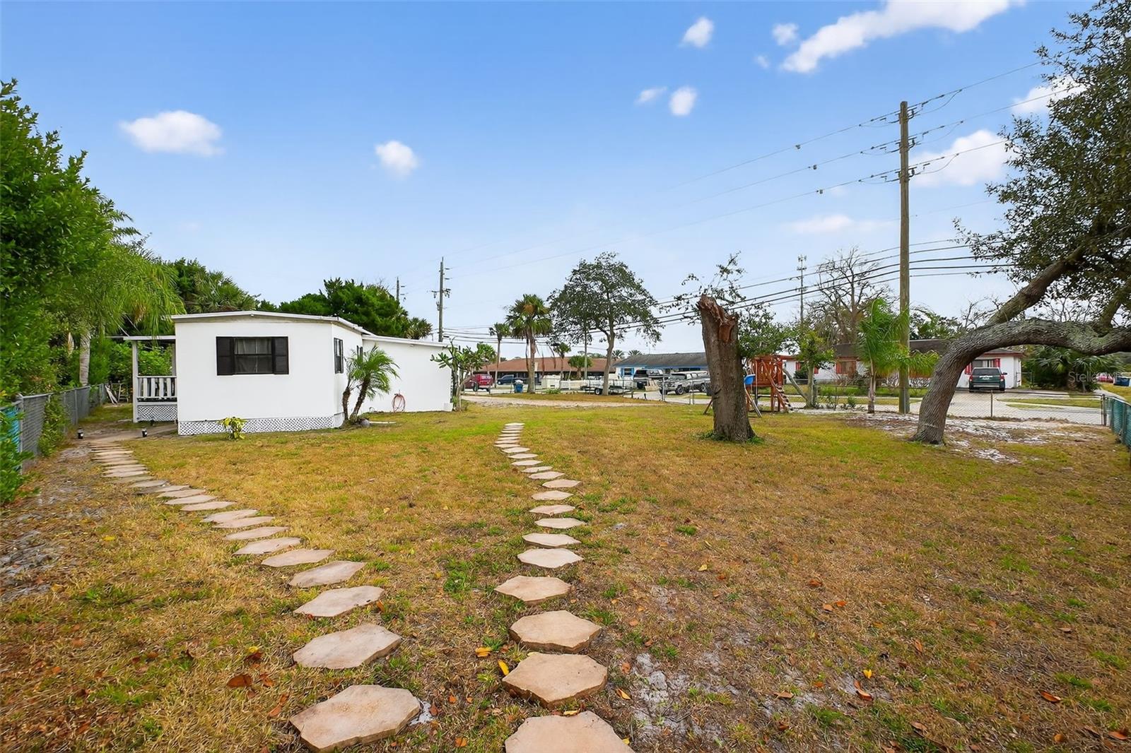 LINDA HEIGHTS - Residential