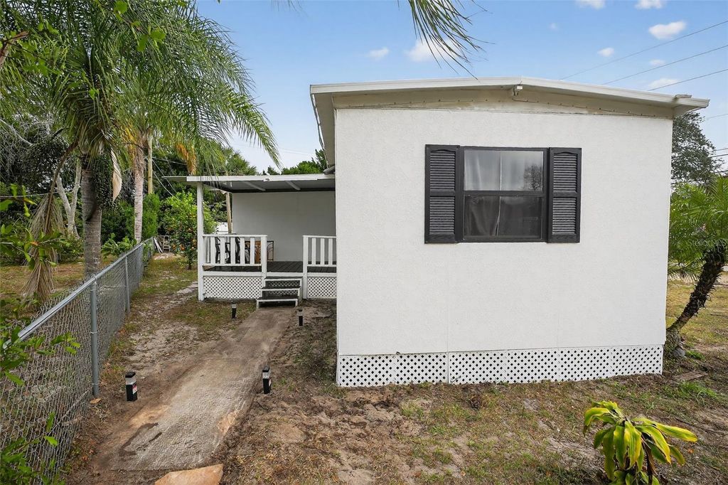 Photo of 2001 Linda Avenue, Ormond Beach, FL 32174 (MLS # V4946725)