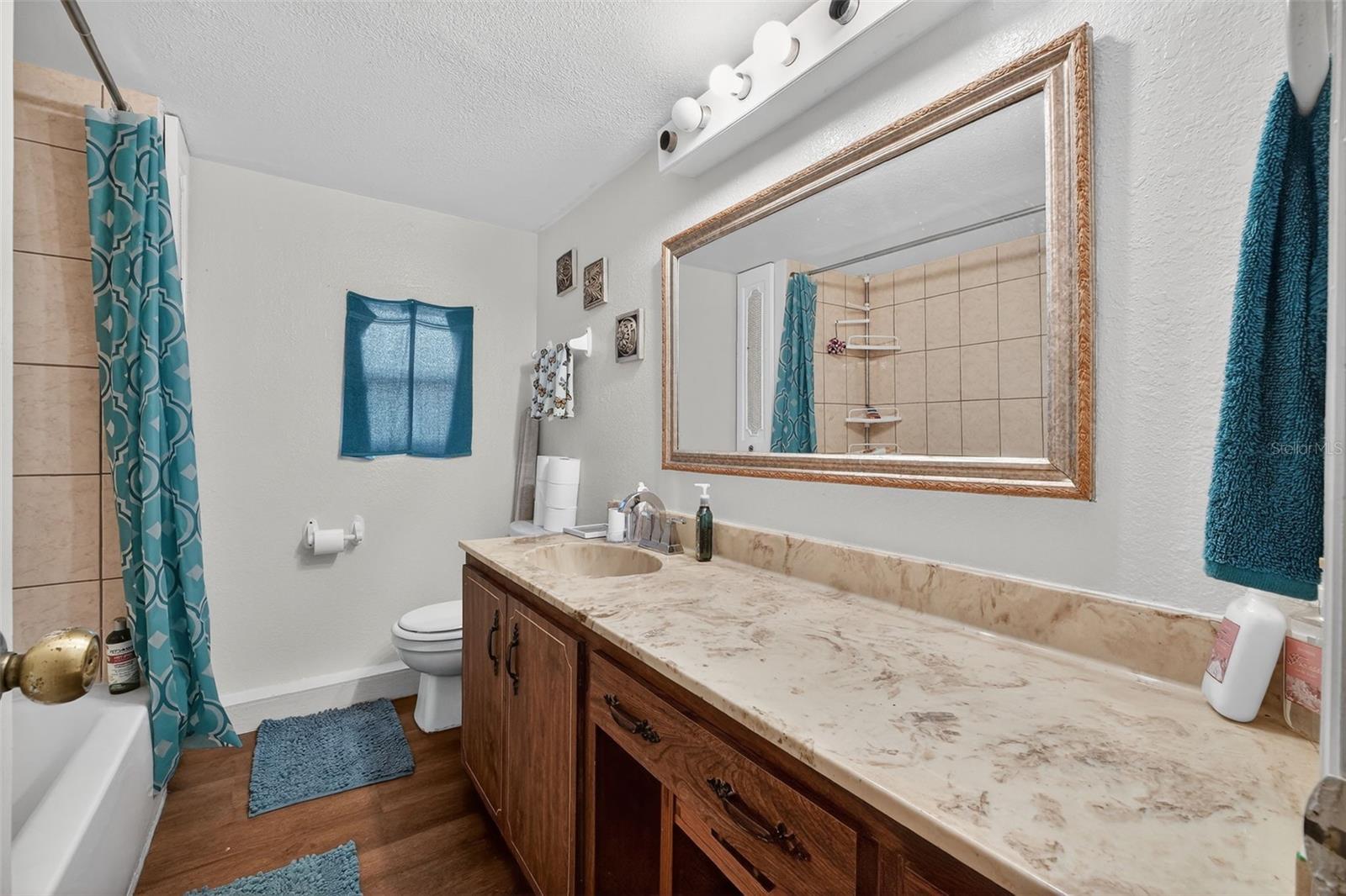 LINDA HEIGHTS - Residential