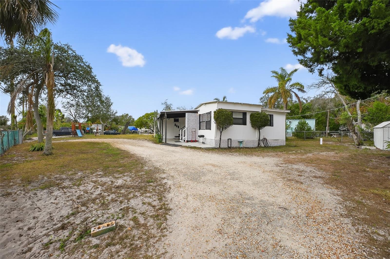 LINDA HEIGHTS - Residential