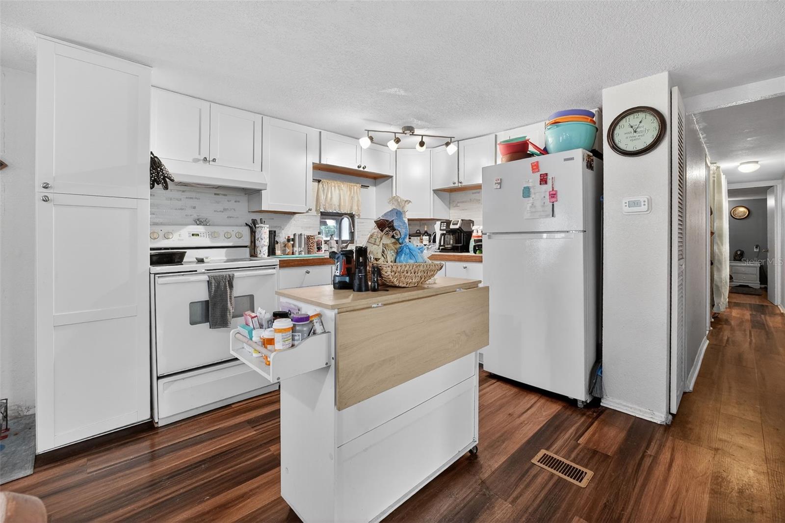 LINDA HEIGHTS - Residential