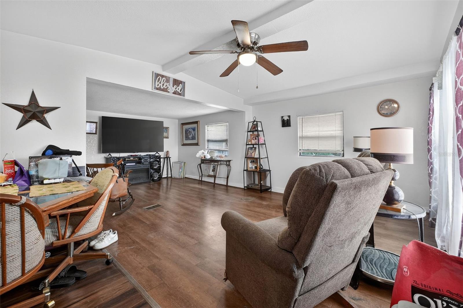 LINDA HEIGHTS - Residential