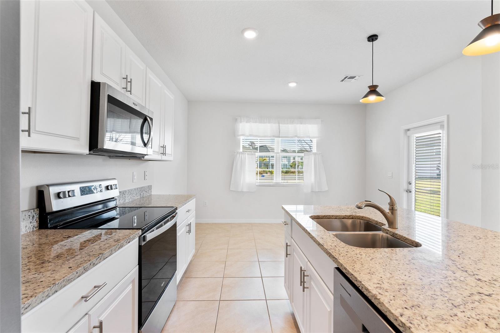 PALMS PH 5 - Residential