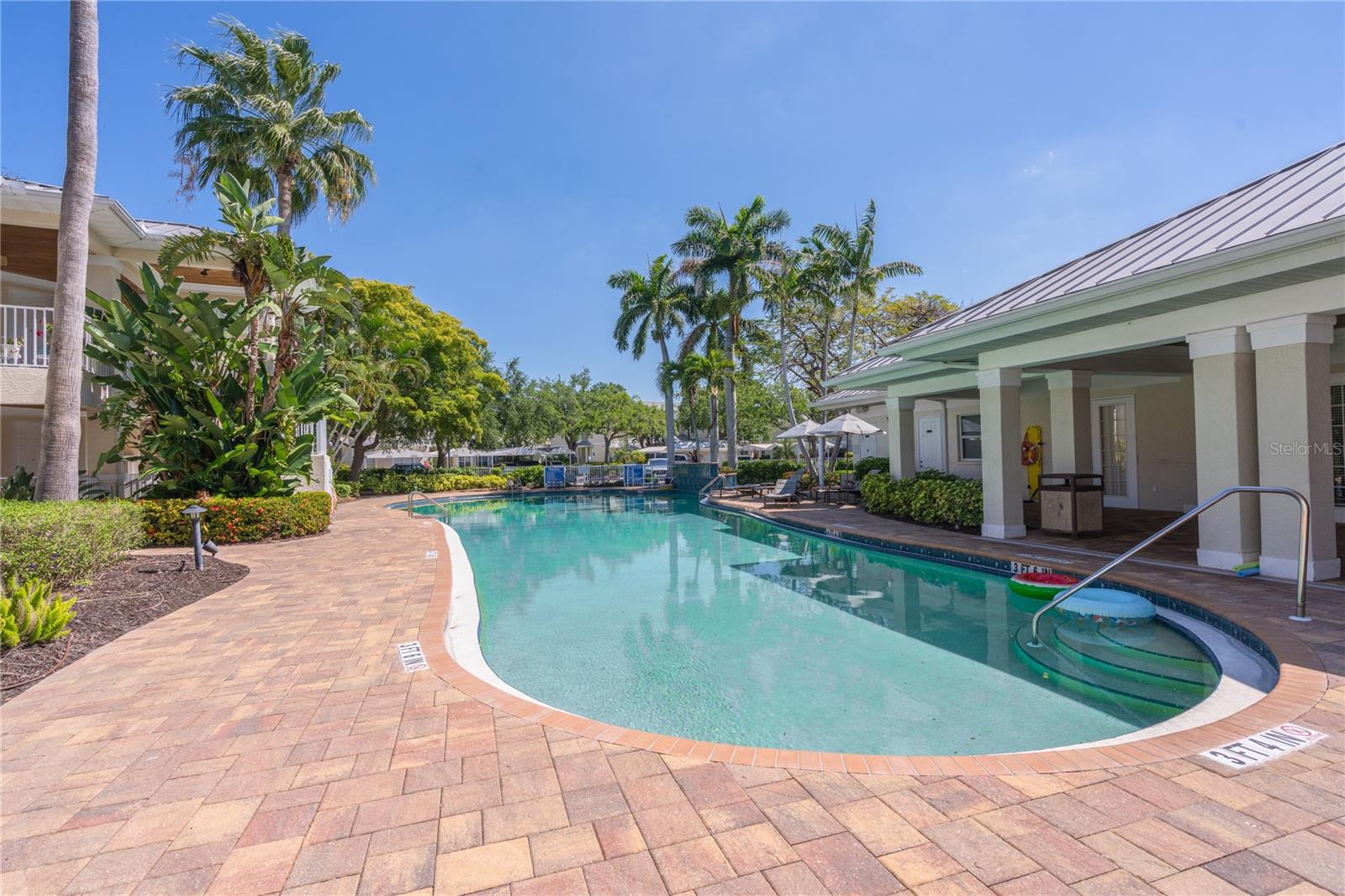 BOLLETTIERI RESORT VILLAS XI - Residential