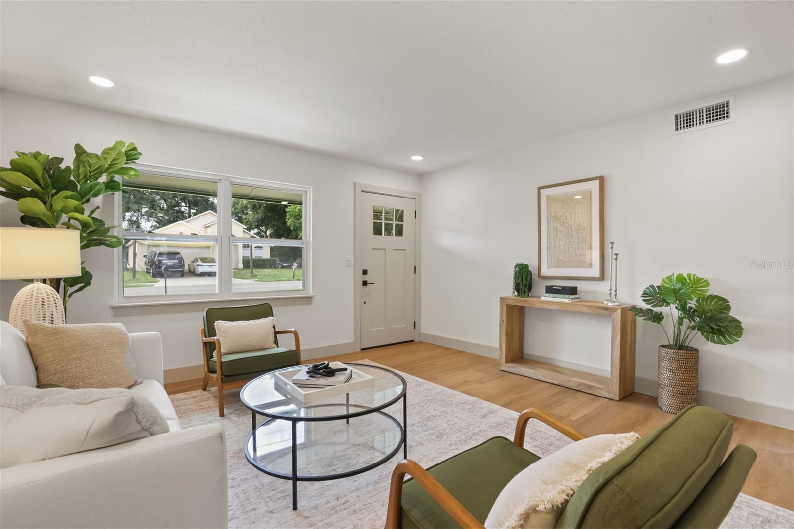 Casas a venda 4 - Jen Dantas 421 OAKHURST STREET