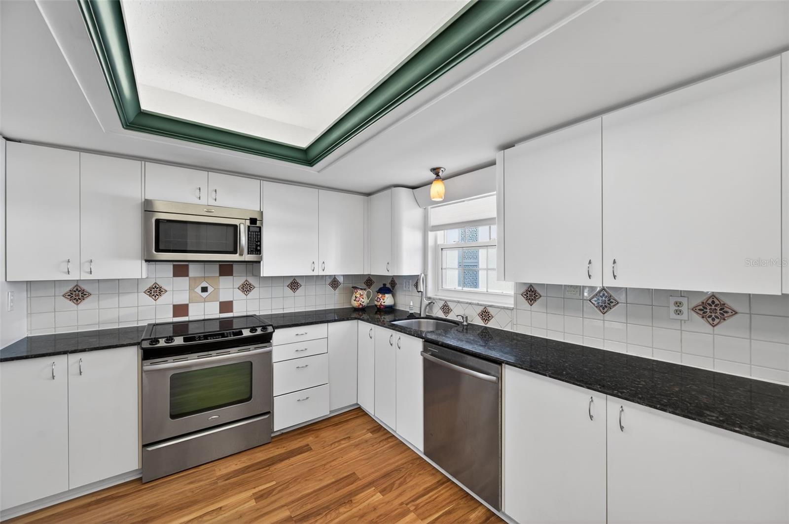 PORT BELLEAIR 4 CONDO - Residential