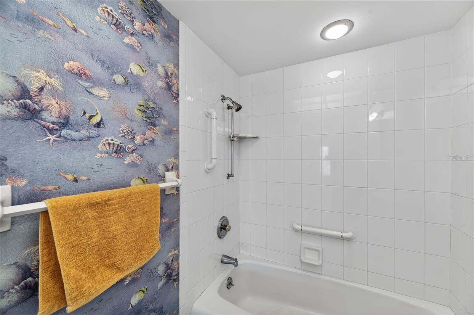 PORT BELLEAIR 4 CONDO - Residential