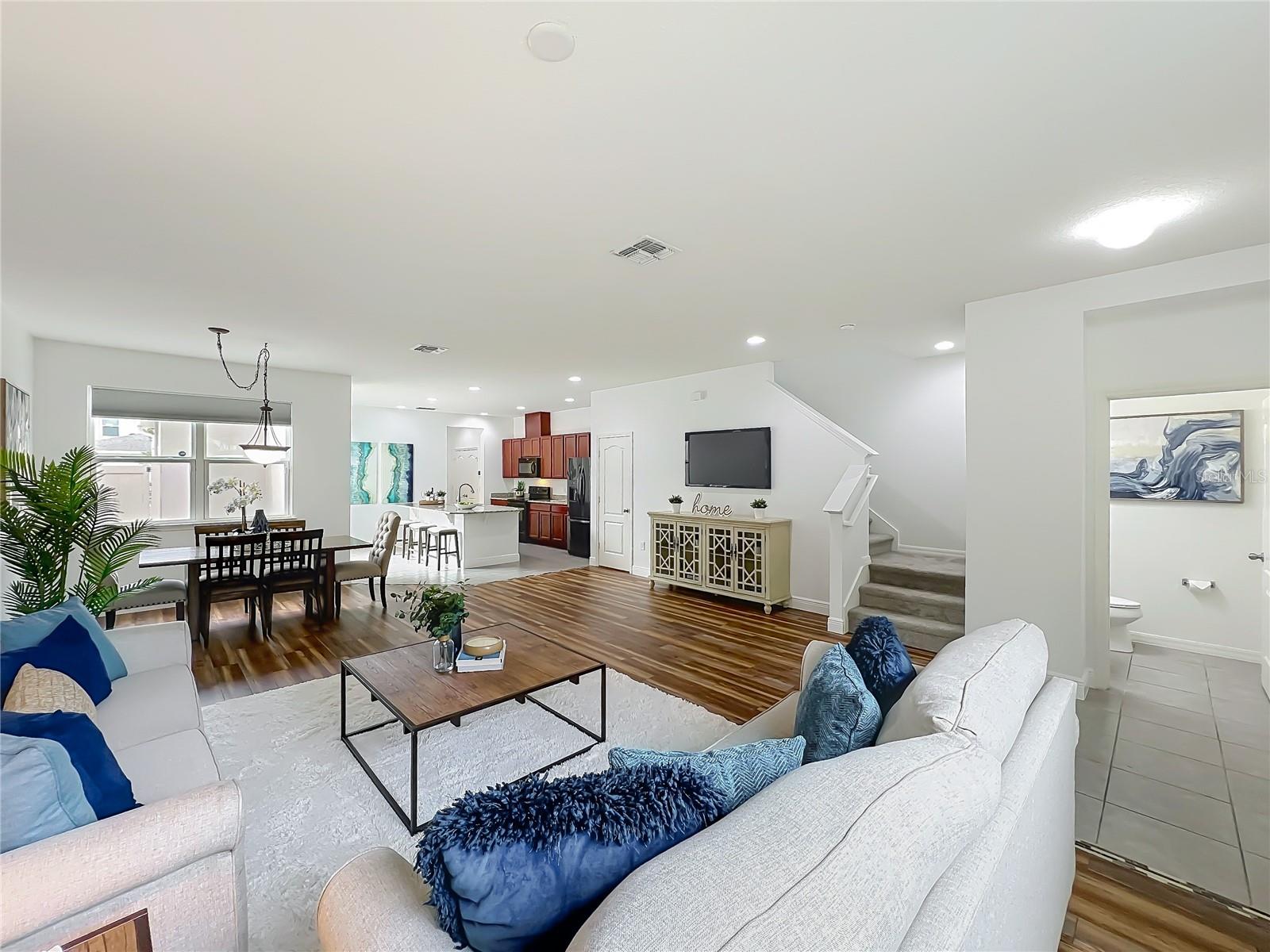 13742 BECKMAN DRIVE