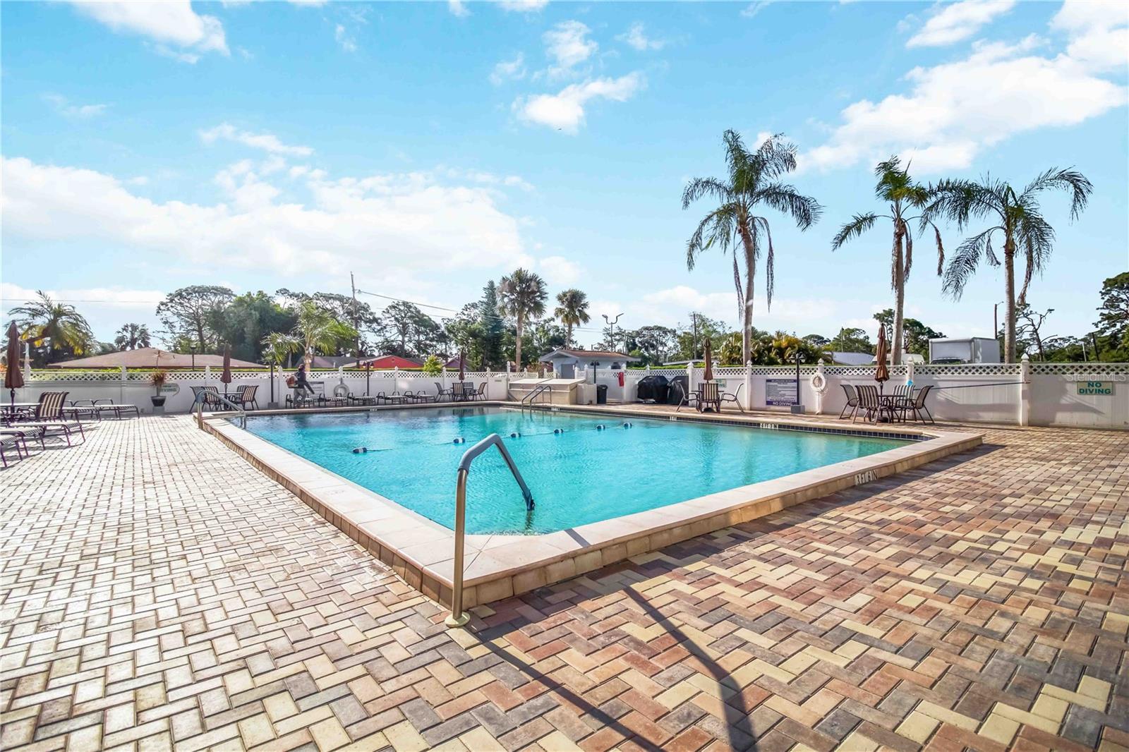 RAINTREE CONDOMINIUM - Residential