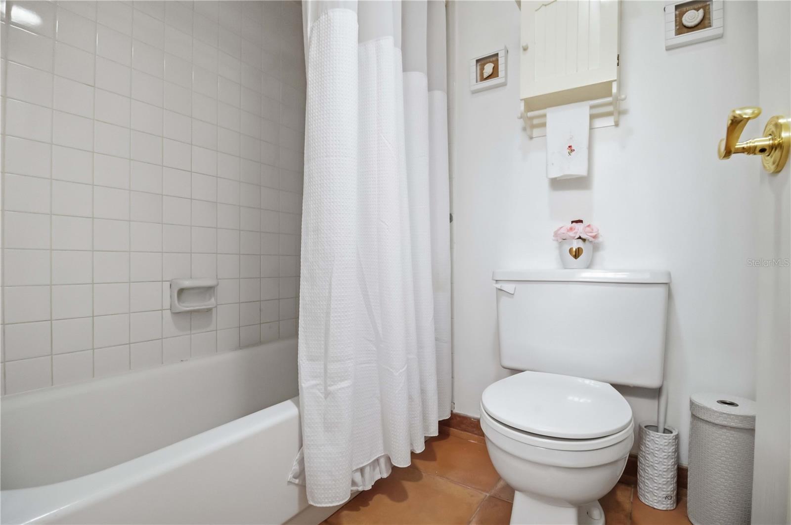 RAINTREE CONDOMINIUM - Residential