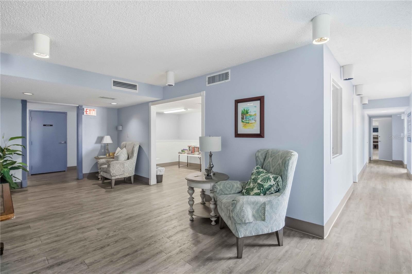 RAINTREE CONDOMINIUM - Residential